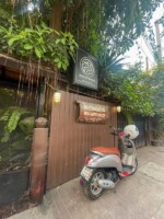 best things to do in chiang mai thailand-Hoh-Guesthouse-Chiang-Mai-Thailand-best place to stay in old town chiang mai thailand Hoh-Guesthouse-Chiang-Mai-Thailand-best place to stay in old town chiang mai thailand
